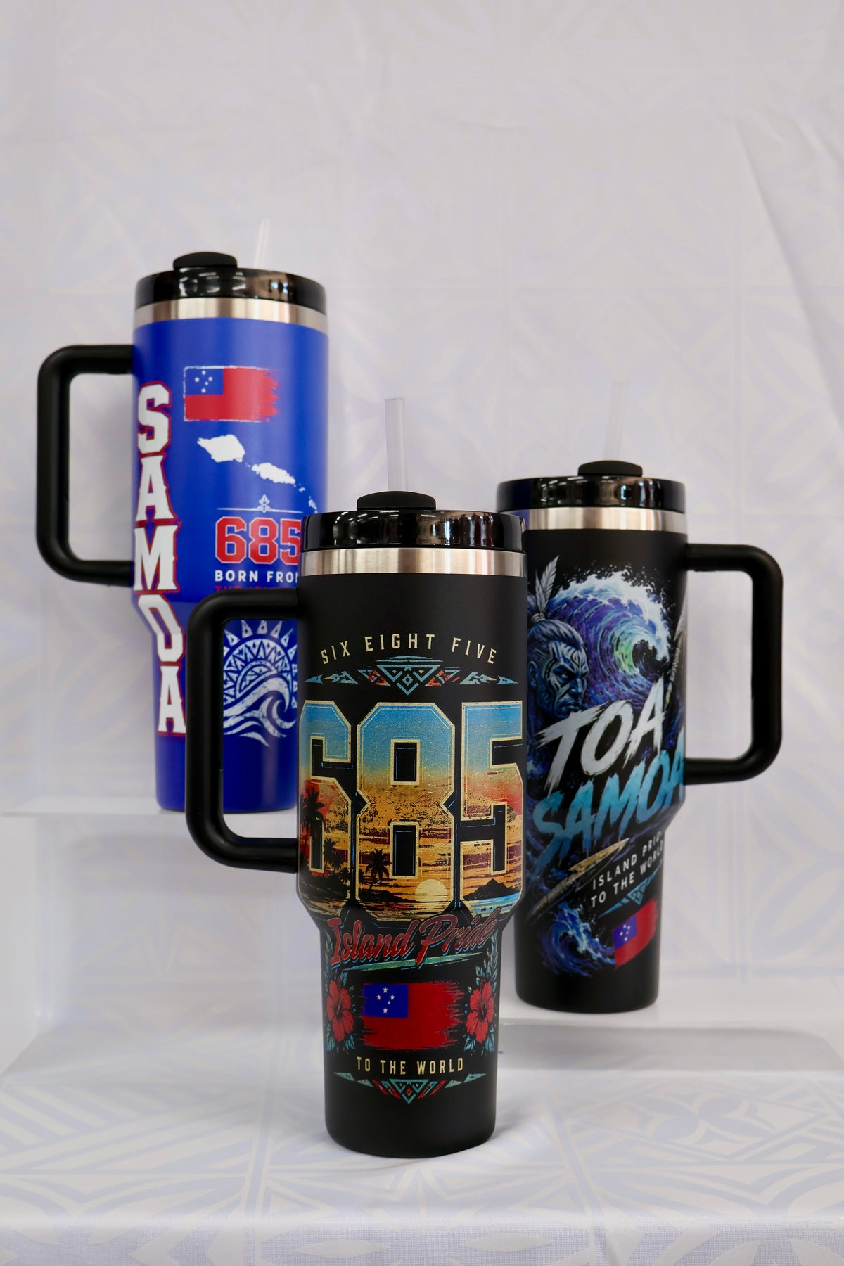 685 Bottles & Cups