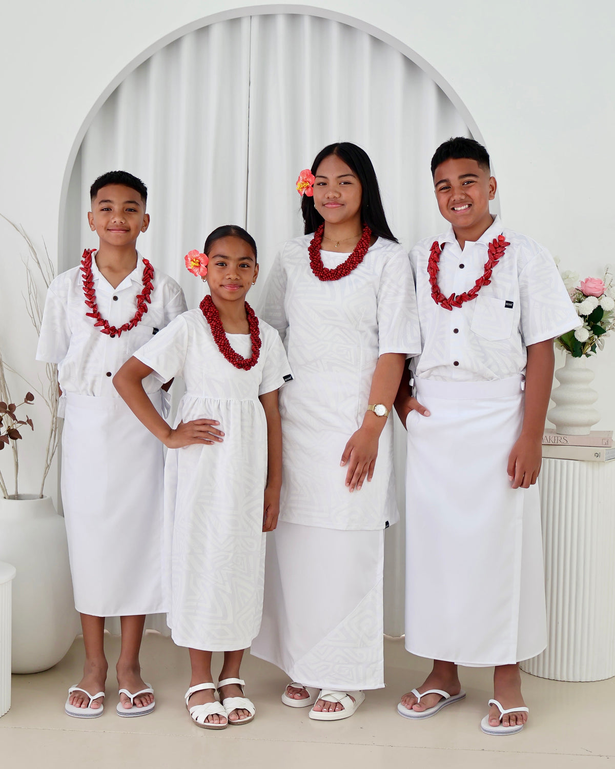 White Ladies Puletasi – Design #1