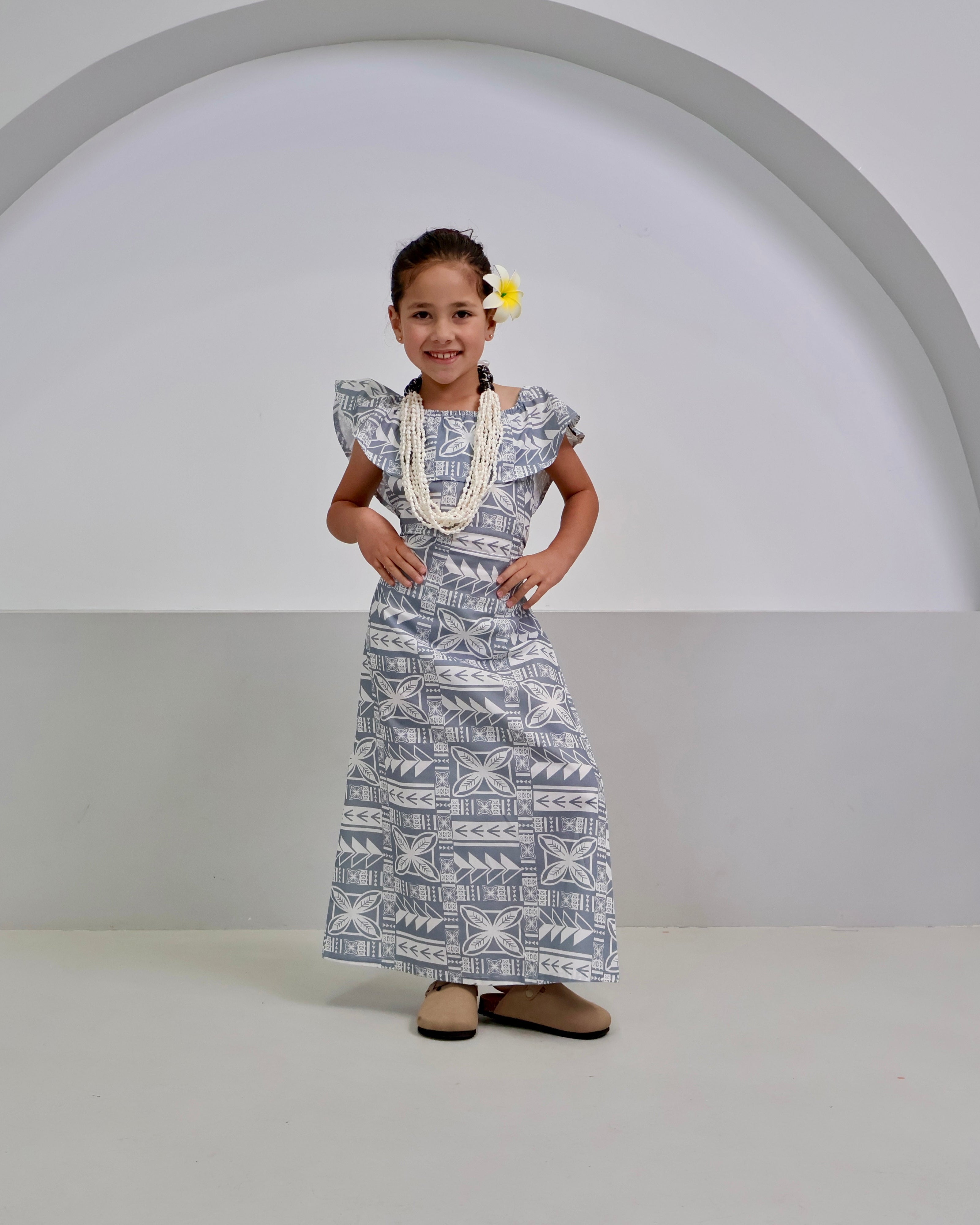 The Alofa Girls Dress - Grey/White