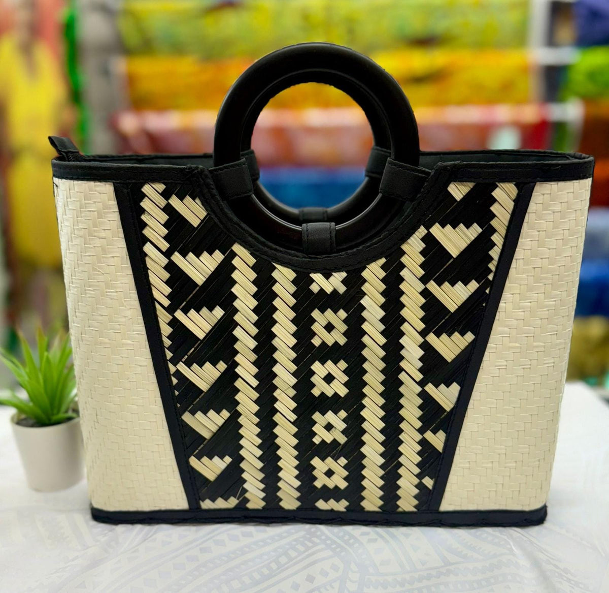 Sakina Handbag image 0