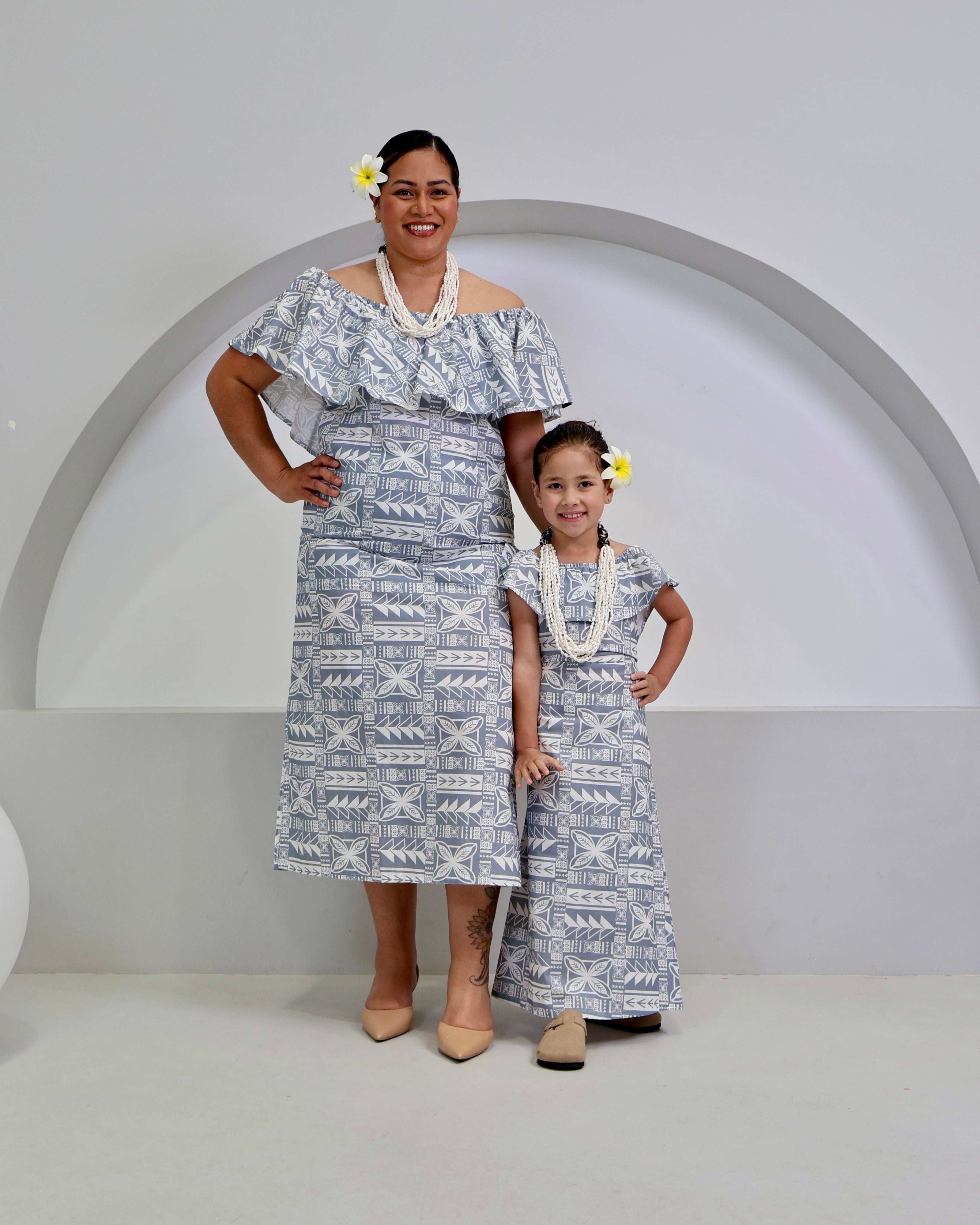 The Alofa Girls Dress - Grey/White