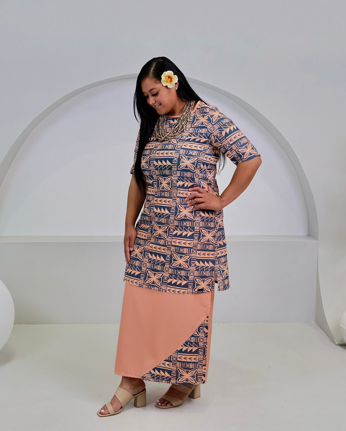 The Alofa Ladies Puletasi - Peach