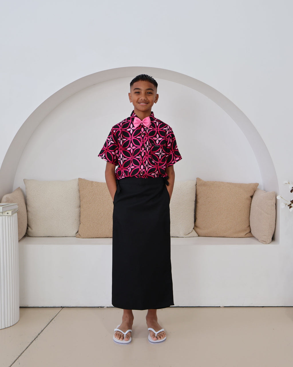 Boy's Hot Pink Aloa