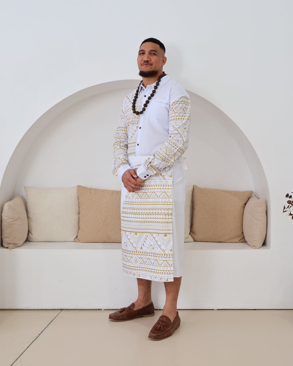 Men's Gold/White Longsleeve Aloa