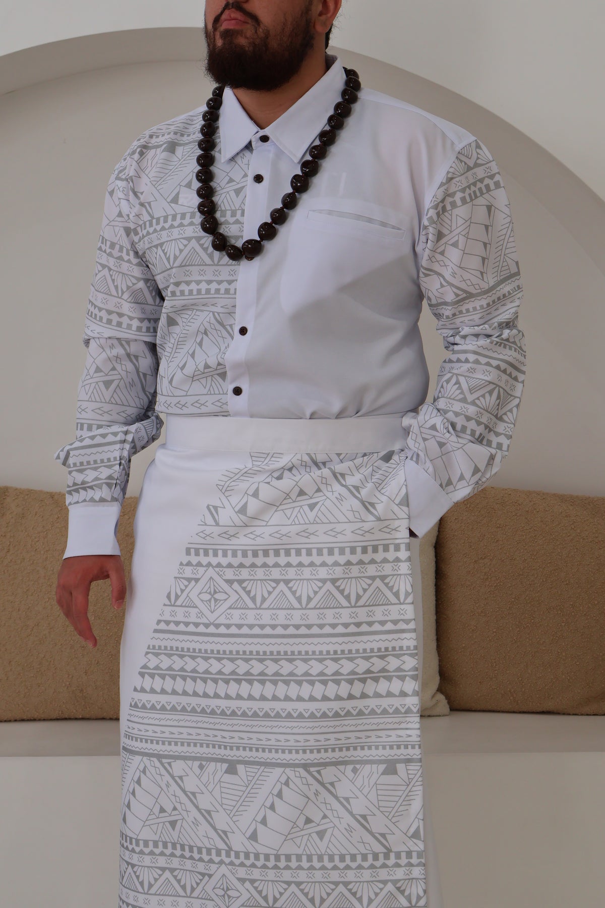 Men's Silver/White Longsleeve Aloa