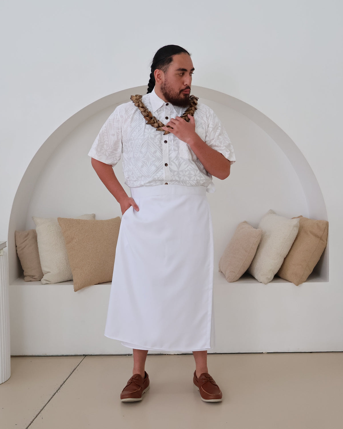 Men's White on White Aloa