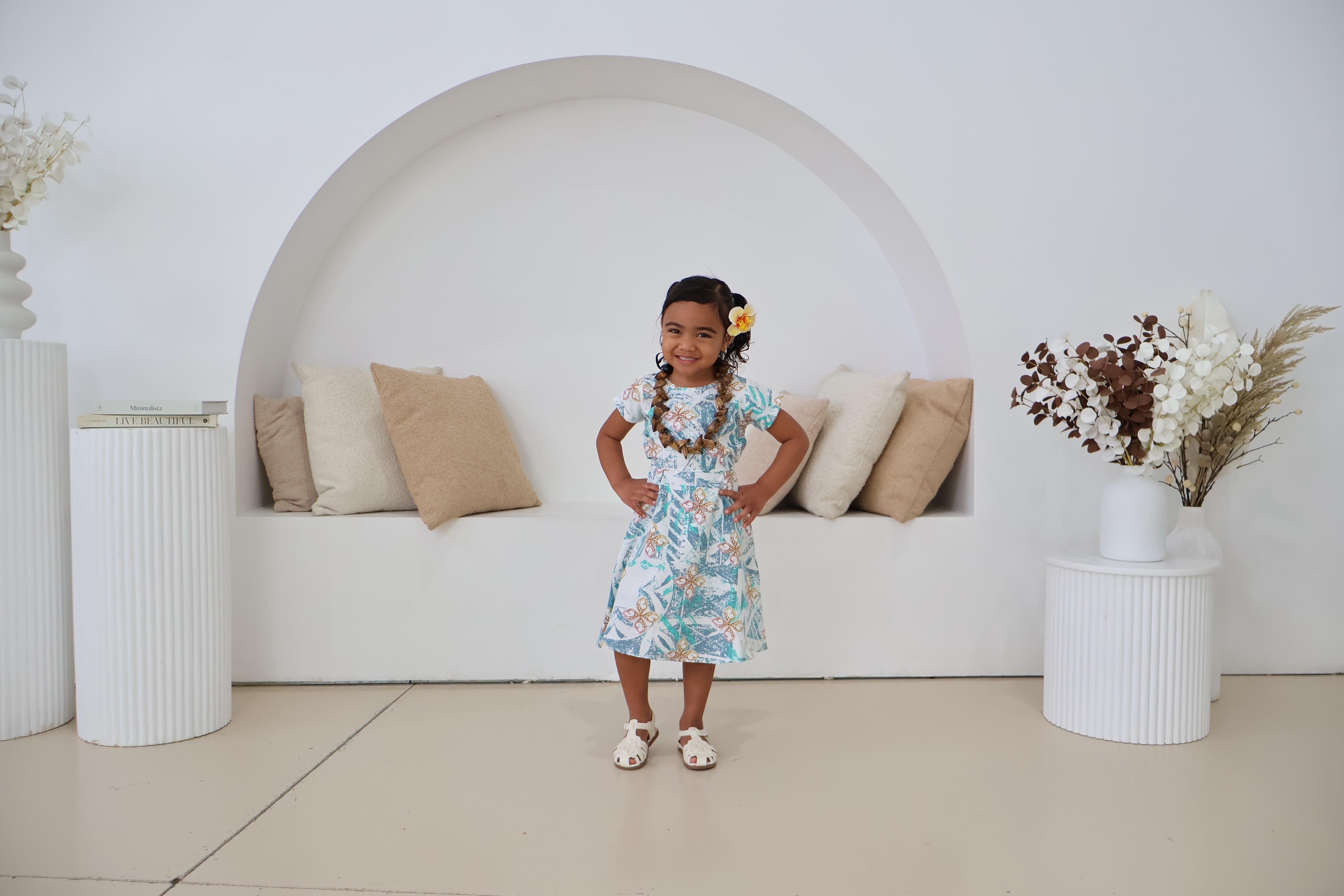Girl's Grey/White Dress