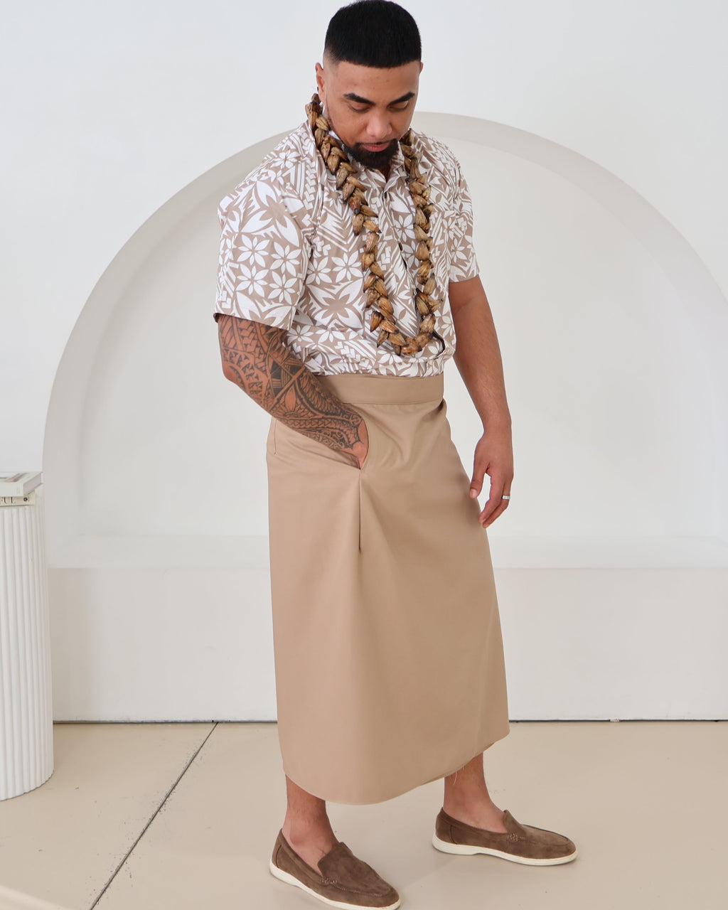 Men's Khaki Aloa