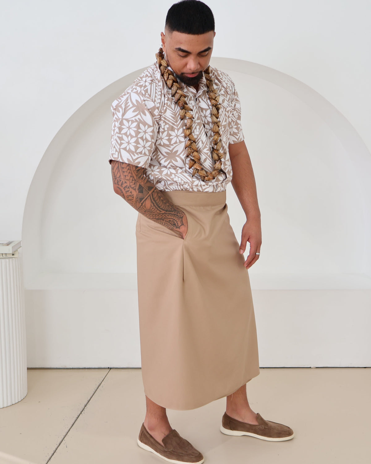 Men's Khaki Aloa